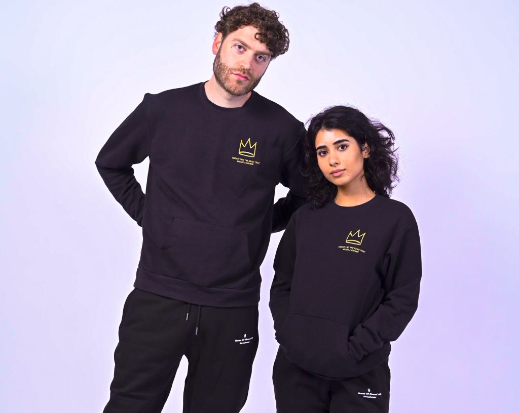 Chill in Comfort: Get Your Hoodies & Sweats at 10% to 30% Off!